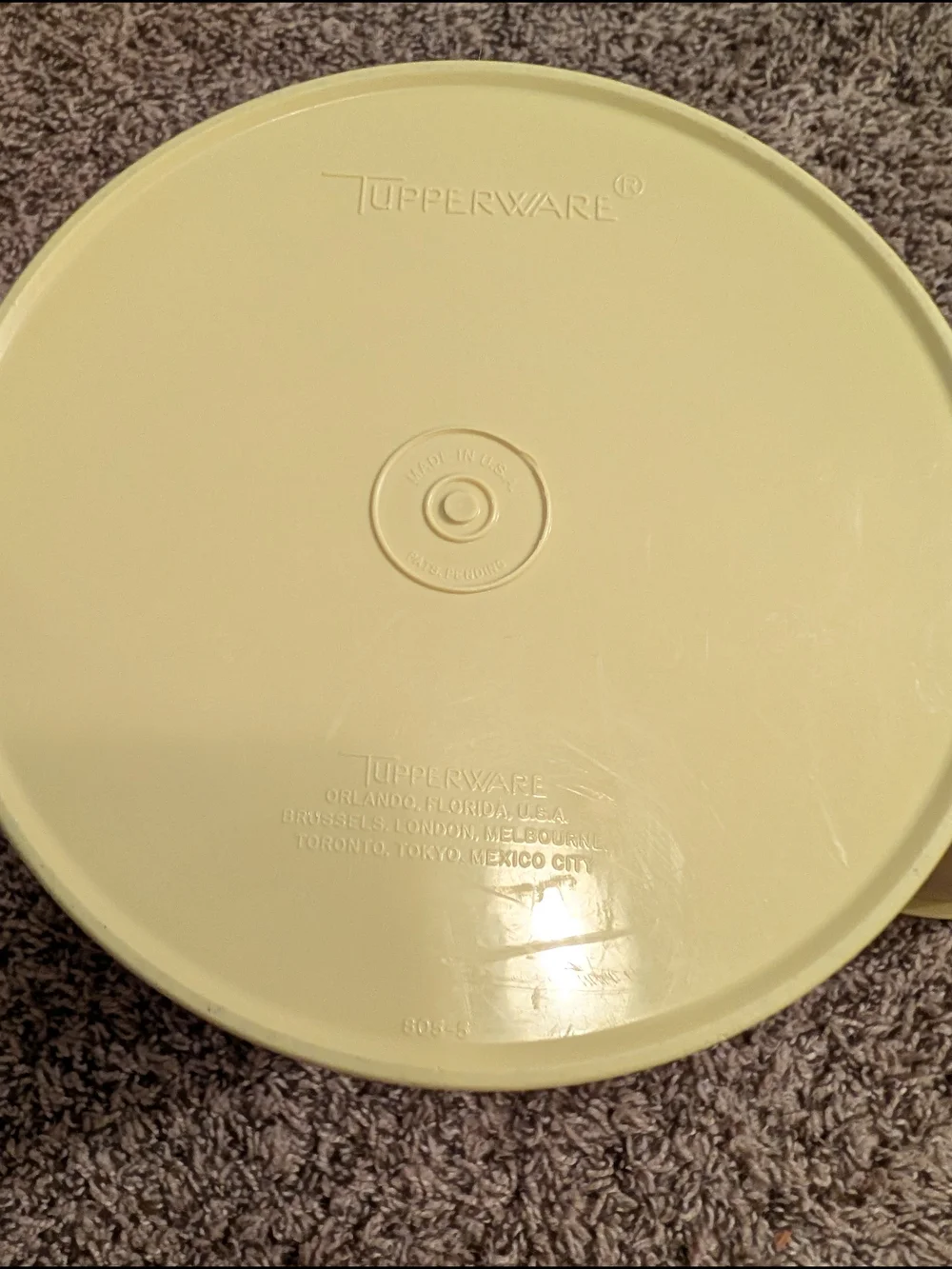Tupperware pair storage
